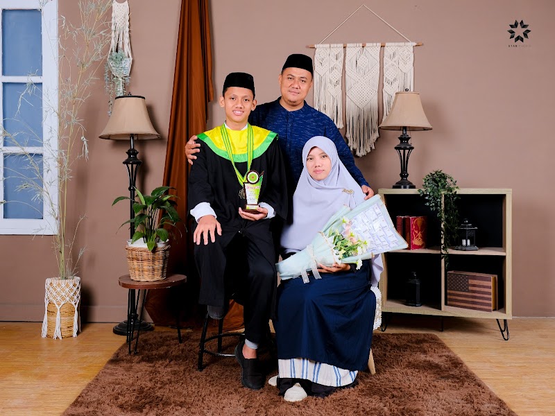 Mushola Al-Hikmah: Jantung Kehidupan Komunitas Rejadadi